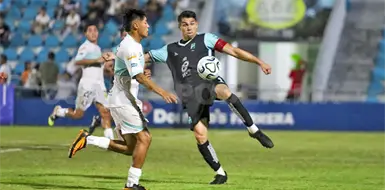 Tapachula va por la faena ante Toros Neza