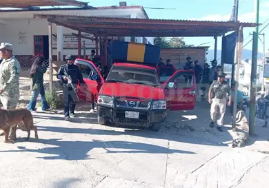 Revisan terminales de pasajeros en Ocosingo Revisan terminales de pasajeros en Ocosingo