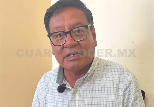 Colonos trabajan para elaborar un mapa de riesgo