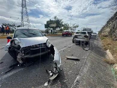 Carambolazo en el libramiento Norte