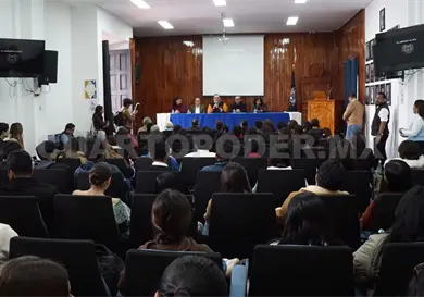 Recorre Chac&oacute;n Rojas unidades acad&eacute;micas