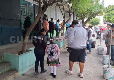 A&uacute;n con el fr&iacute;o miles regresaron a clases