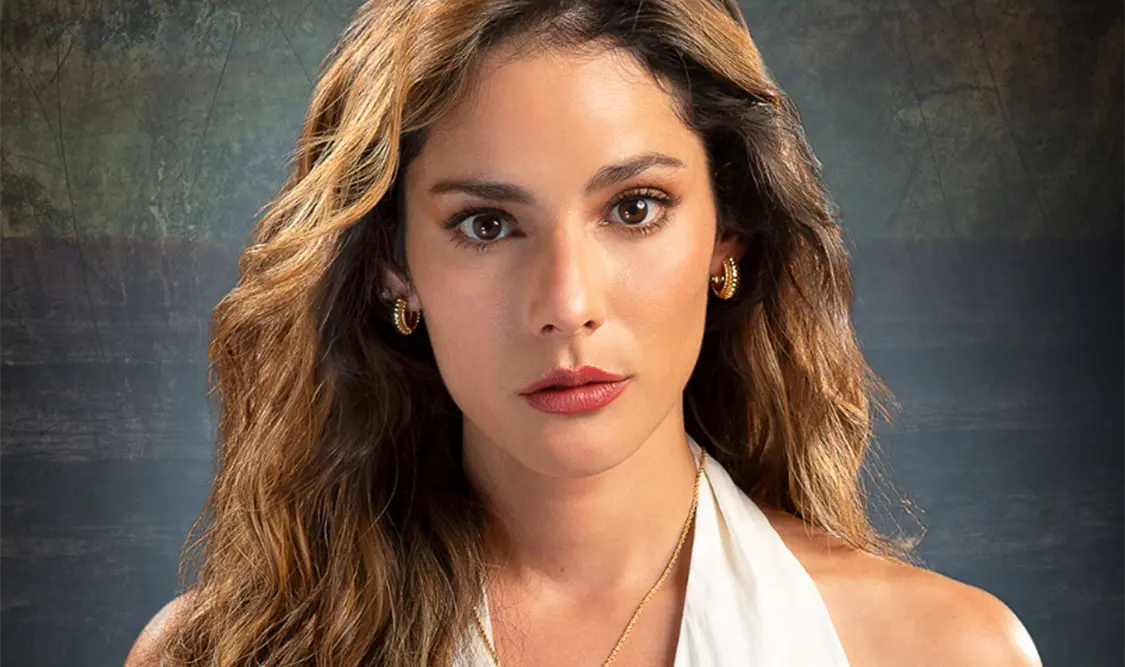 Oka Giner explora la maternidad