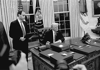 Votar&aacute;n resoluci&oacute;n sobre poderes de guerra de Trump