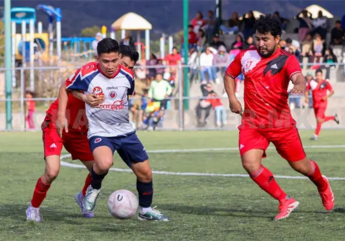 Hurac&aacute;n vuelve a levantar el t&iacute;tulo