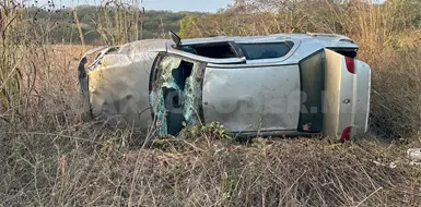 Abandonan sed&aacute;n al salirse del camino