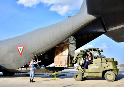 Defensa traslada ayuda humanitaria a Jamaica