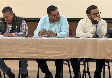 Piden docentes atenci&oacute;n a sus necesidades