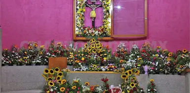 Vecinos mantienen viva la capilla de Los Milagros