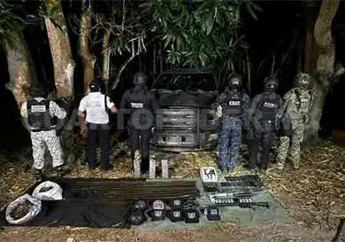 Ej&eacute;rcito asegura arsenal y dos lanzagranadas