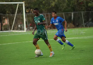 La Liga Empresarial mantiene el ritmo