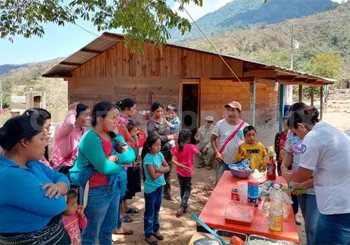 Promueven h&aacute;bitos saludables en comunidades