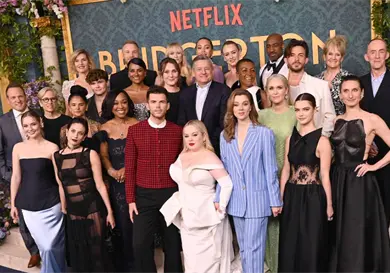 Bridgerton deslumbra en Par&iacute;s