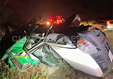 Encontronazo deja lesionados y daños Encontronazo deja lesionados y daños