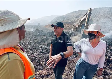 Mantienen combate frontal contra incendio