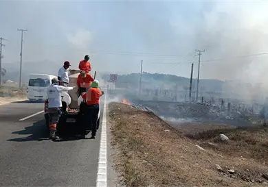 De nueva cuenta, registran incendio en pastizal