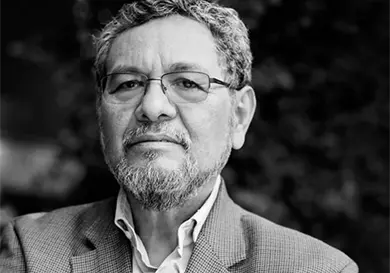 &Eacute;lmer Mendoza busca nuevos lectores