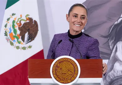 Presenta credencial del Servicio Universal de Salud