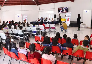 Firma Icheja convenio de colaboración con casa hogar Firma Icheja convenio de colaboración con casa hogar