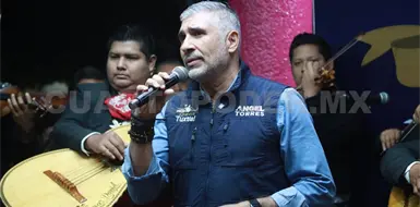 Vibr&oacute; el mariachi en su celebraci&oacute;n