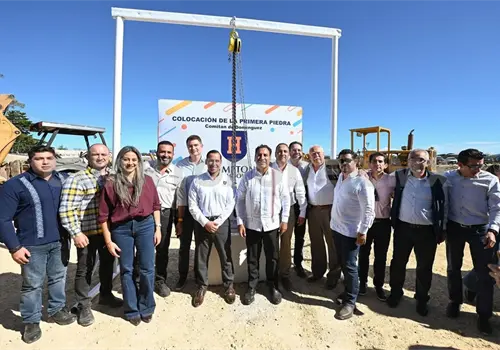 Asiste a colocación de primera piedra del Colegio Hampton Asiste a colocación de primera piedra del Colegio Hampton