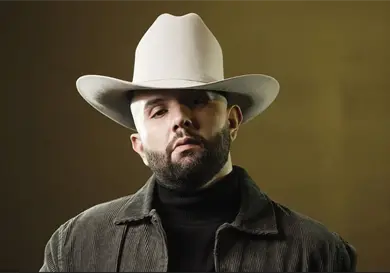 Le dio dengue a Carín León Le dio dengue a Carín León