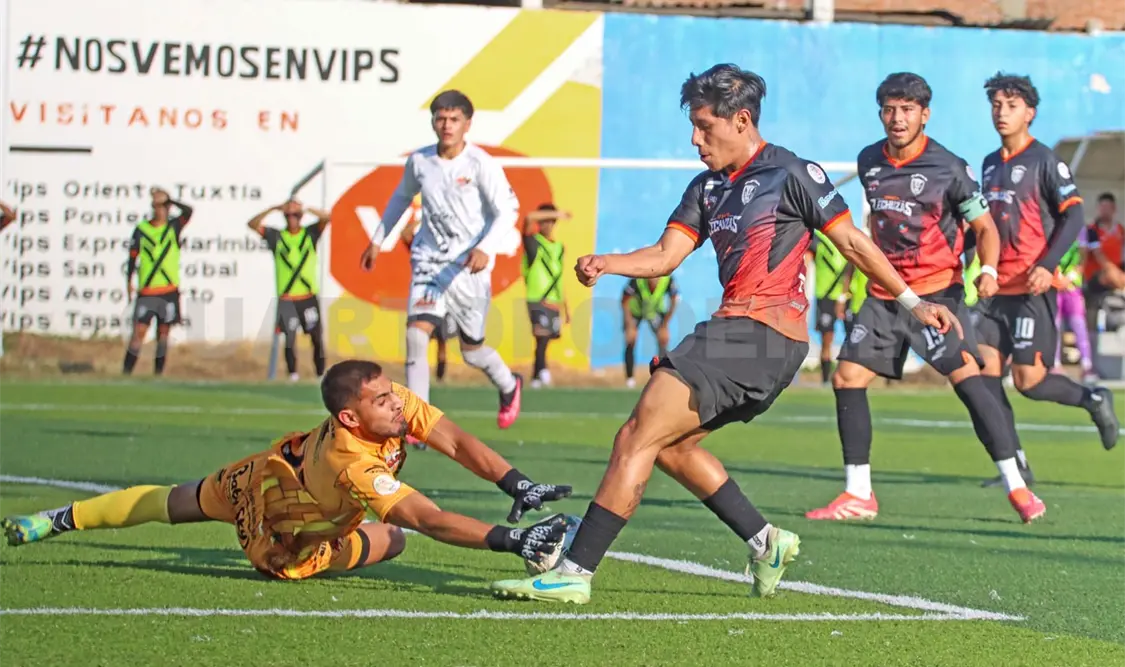 Los universitarios mantuvieron el control del partido durante el segundo tiempo y demostraron su contundencia. Diego Pérez/CP