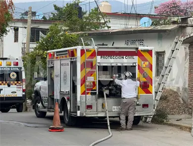 Arde vivienda en Albania Alta; hubo dos intoxicados