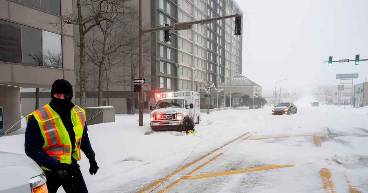 Tormenta polar deja hasta el momento 18 muertos