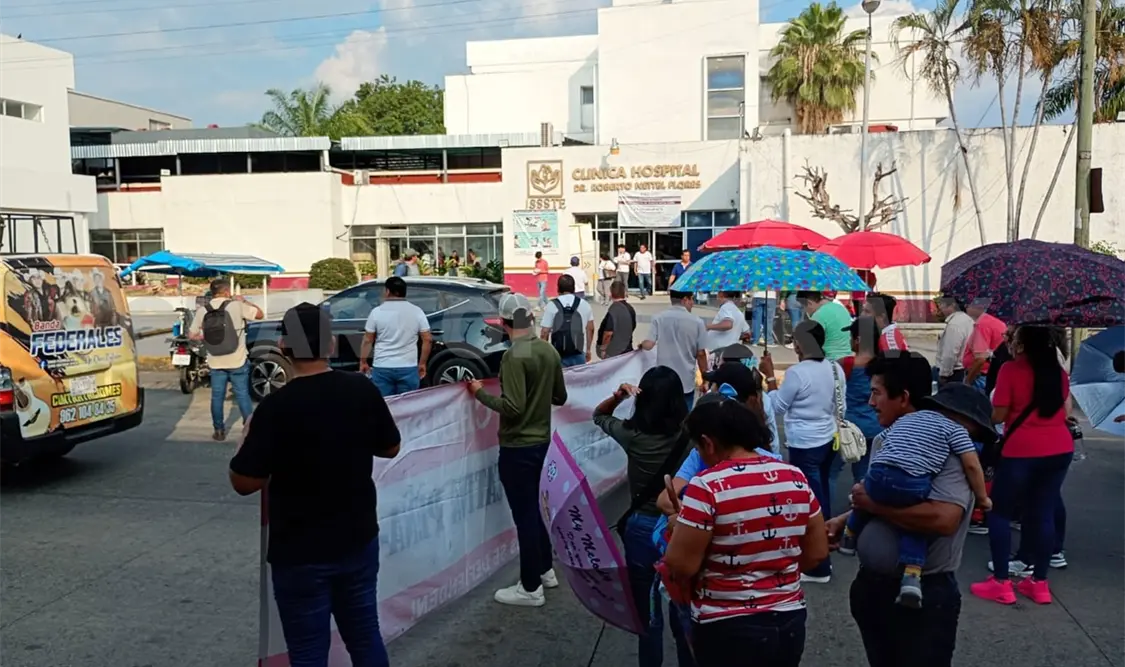 Realizaron un plantón frente a esas instalaciones y una comitiva ingresó para corroborar el estado de las mismas. Rafael Victorio / CP