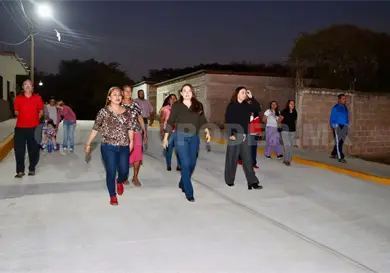 Valeria Rosales inaugura calles en Nambiyuguá Valeria Rosales inaugura calles en Nambiyuguá
