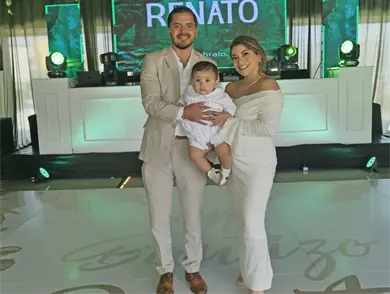 El peque&ntilde;o Renato fue bautizado
