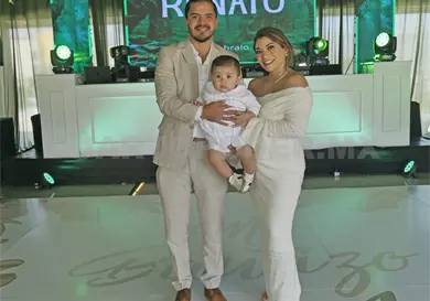 El peque&ntilde;o Renato fue bautizado