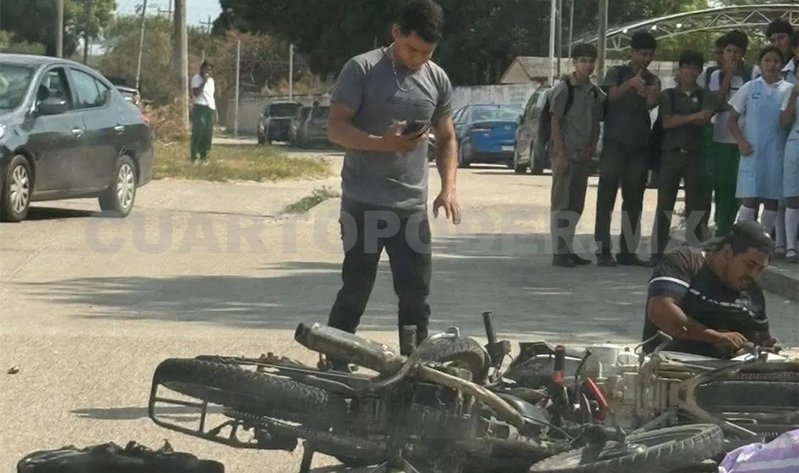 La colisión frontal entre motociclistas al parecer fue por invasión del carril contrario. Cortesía