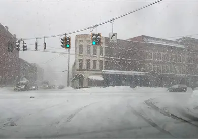 Tormenta invernal no amaina; van 30 muertes Tormenta invernal no amaina; van 30 muertes