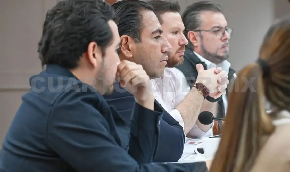 Aspecto de la reunión de gabinete, donde se ordenó atender de manera prioritaria a estos municipios. CP