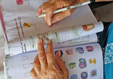 Usan IA para transparentar alfabetización en adultos Usan IA para transparentar alfabetización en adultos