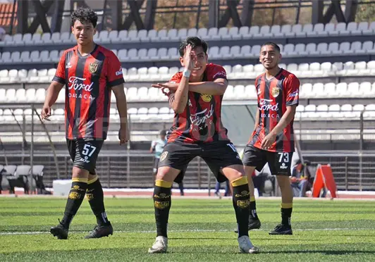 Dragones consigue aplastante triunfo