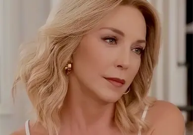 Laura Flores impacta con nuevo look