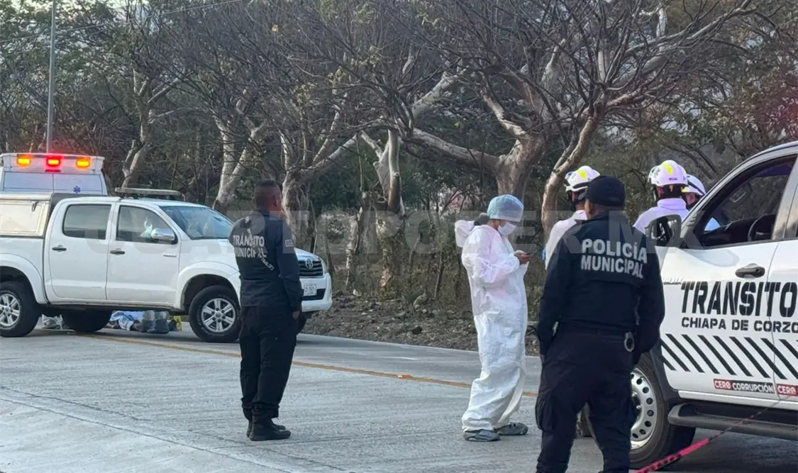 El motociclista falleció sobre el libramiento de Chiapa de Corzo. Ulises Villalobos / CP