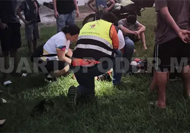 Menor convulsiona al caer de árbol Menor convulsiona al caer de árbol