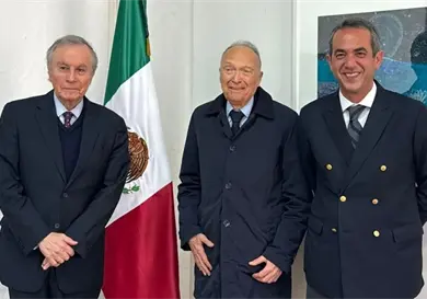 Alejandro Gertz Manero recibe capacitación Alejandro Gertz Manero recibe capacitación