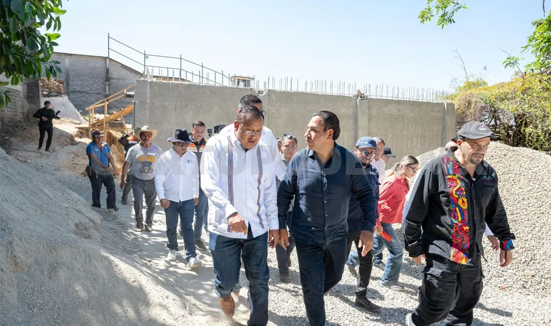 El gobernador encabezó la supervisión de la ampliación de la Unidad de Salud IMSS-Bienestar. Cortesía