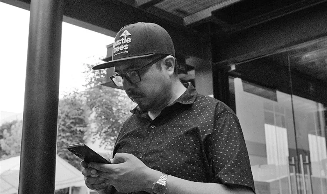 La experiencia del realizador como docente de Semilleros Creativos influyó en el enfoque comunitario del proyecto. Cortesía