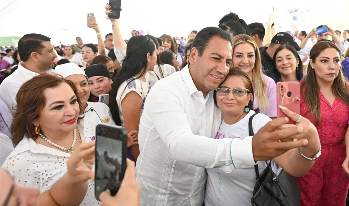 Eduardo Ramírez Aguilar comentó que enviaría la propuesta al Congreso local para que la iniciativa escalara a San Lázaro. Cortesía