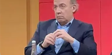 &iexcl;Asesino, l&aacute;rgate!, gritan estudiantes a Calder&oacute;n