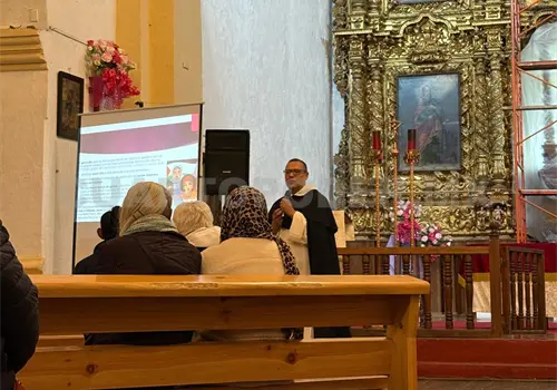 La Biblia como arma de guerra: Fray Mendoza La Biblia como arma de guerra: Fray Mendoza