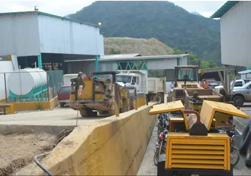 Mina Vizsla suspende actividades Mina Vizsla suspende actividades