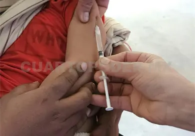 Vacunación Casa por Casa en 176 colonias Vacunación Casa por Casa en 176 colonias