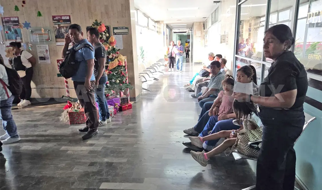 Afirman que son mas de 4 meses esperando un medicamento. Ramón García / CP